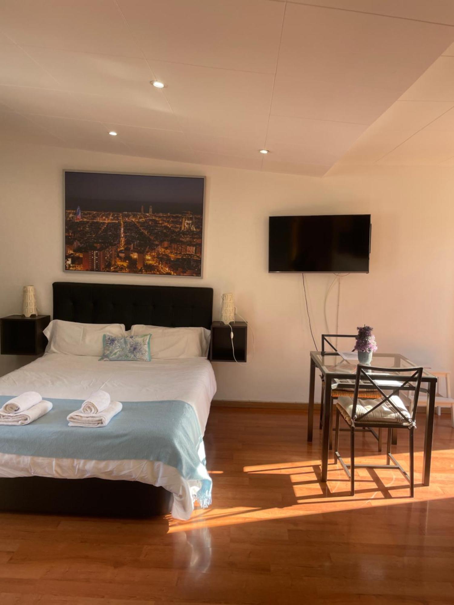 Apartamentos Barcelona - Iberia Exterior photo