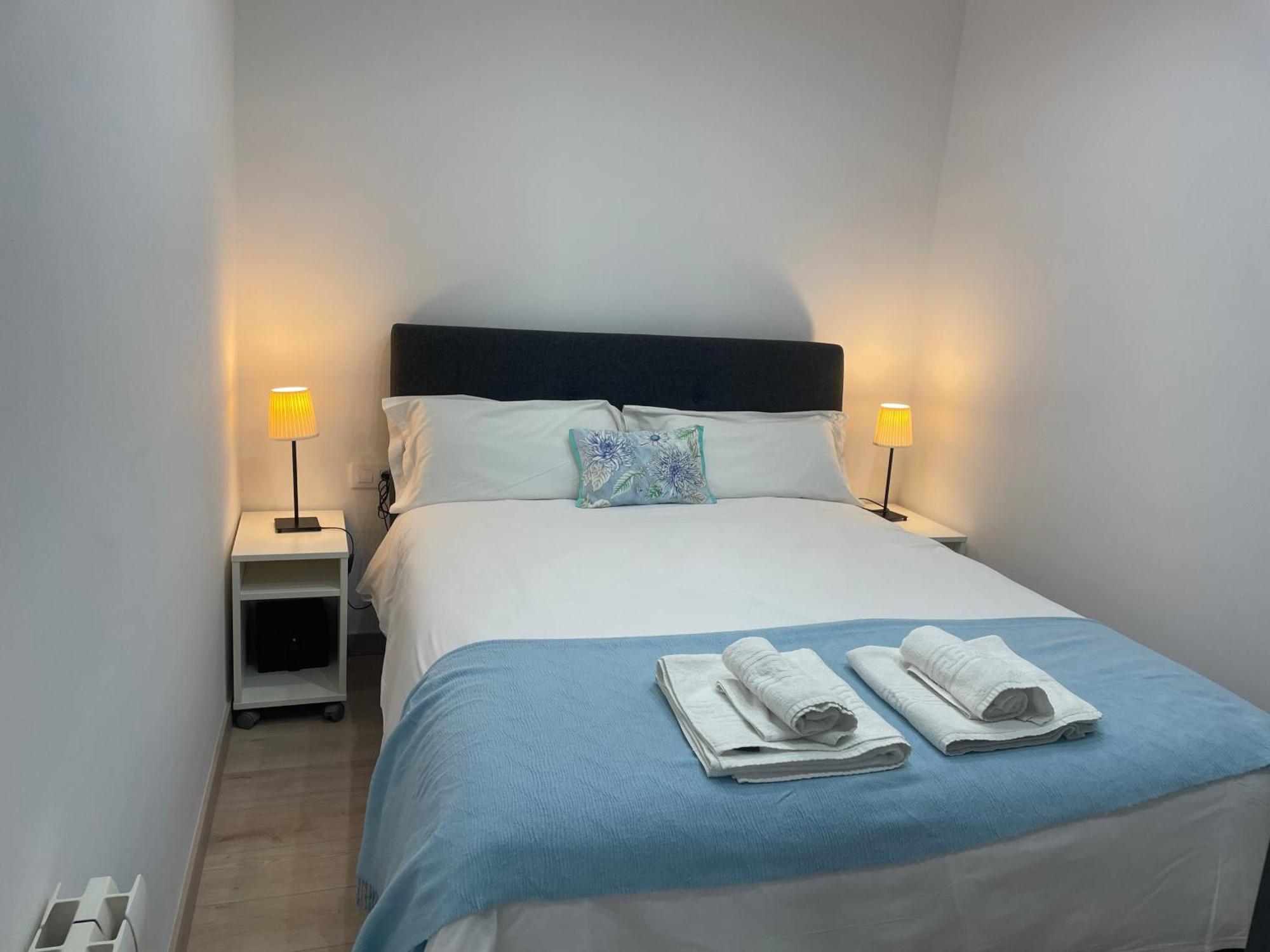 Apartamentos Barcelona - Iberia Exterior photo